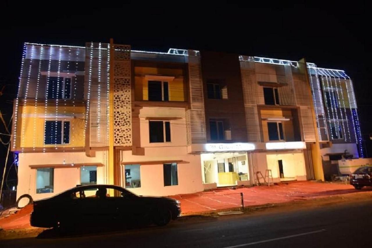 Ganesh Meridian Tiruppattur Kültér fotó